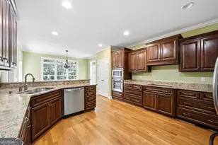 214 Oakleaf Dr, Macon, GA 31210 - Photo 8