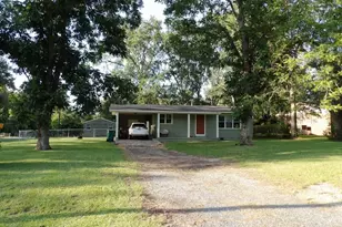 308 W Pinson St, Sylvester, GA 31791 - Photo 1