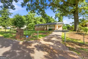 329 Dale Dr, Griffin, GA 30223 - Photo 24