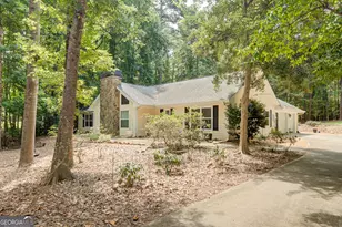100 Woodmoor Dr, Newnan, GA 30263 - Photo 2
