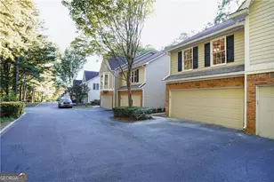 2890 Woodruff Dr SE, Smyrna, GA 30080 - Photo 14