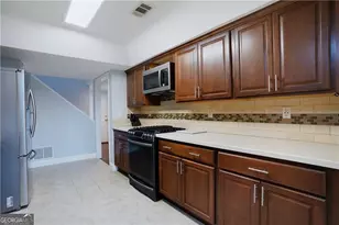 2890 Woodruff Dr SE, Smyrna, GA 30080 - Photo 10