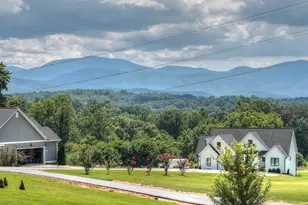 93 Whisperwood Trl, Blairsville, GA 30512 - Photo 2