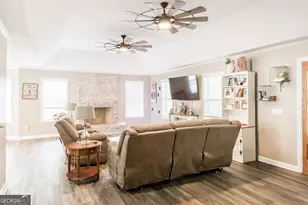 752 Old Hortense Rd, Hortense, GA 31543 - Photo 8