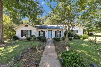 226 N Wesleyan Circle, Macon, GA 31210 - Photo 1