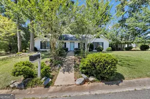 226 N Wesleyan Cir, Macon, GA 31210 - Photo 2