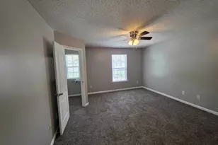 1722 Bayrose Cir, East Point, GA 30344 - Photo 22