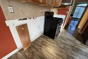 2560 Oak Creek Ln, Conyers, GA 30094 - Photo 6