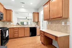 102 Magic Lily Dr, Griffin, GA 30223 - Photo 4