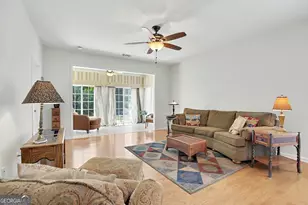 102 Magic Lily Dr, Griffin, GA 30223 - Photo 2