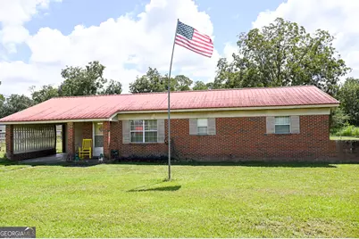2817 Cherokee Street, Waycross, GA 31503 - Photo 2