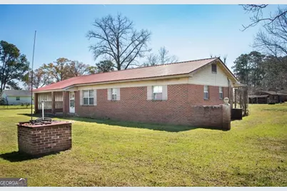 2817 Cherokee St, Waycross, GA 31503 - Photo 10