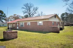 2817 Cherokee St, Waycross, GA 31503 - Photo 10