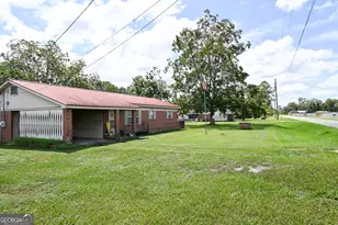 2817 Cherokee St, Waycross, GA 31503 - Photo 18