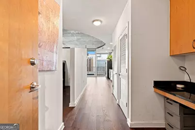 400 W Peachtree Street NW #2107, Atlanta, GA 30308 - Photo 2
