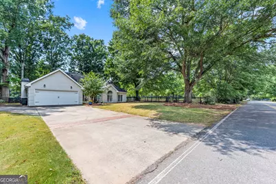 700 Skyline Drive, Madison, GA 30650 - Photo 2