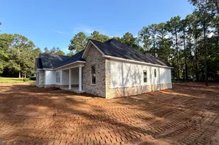 3042 Plantation Dr, Dublin, GA 31021 - Photo 2