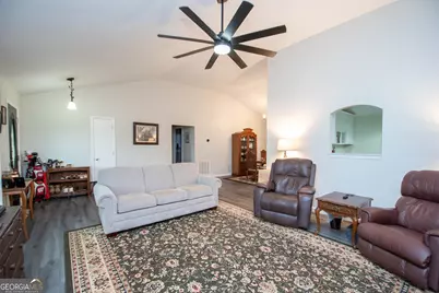 971 Bo Bo Banks Road, Grantville, GA 30220 - Photo 16