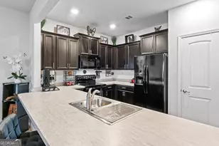 5369 Creekview Way, Morrow, GA 30260 - Photo 8