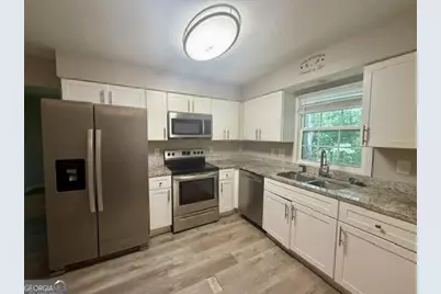 1925 Geyser Trace, Lawrenceville, GA 30044 - Photo 6
