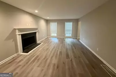 1925 Geyser Trace, Lawrenceville, GA 30044 - Photo 4