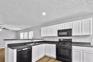 1236 Liriope Ln, Lawrenceville, GA 30045 - Photo 8