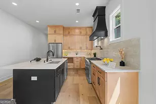 1409 Mims St SW, Atlanta, GA 30314 - Photo 10