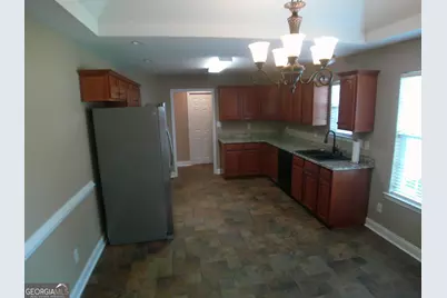 709 Sark Drive, Warner Robins, GA 31088 - Photo 2