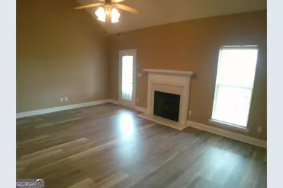 709 Sark Drive, Warner Robins, GA 31088 - Photo 4