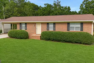 4071 Harmony Cir, Gainesville, GA 30507 - Photo 2