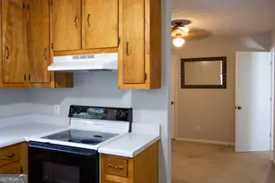 4071 Harmony Cir, Gainesville, GA 30507 - Photo 8