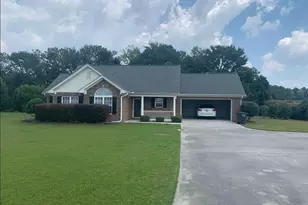 134 Brookstone Dr SW, Calhoun, GA 30701 - Photo 1