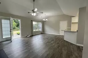 134 Brookstone Dr SW, Calhoun, GA 30701 - Photo 4