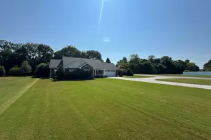 134 Brookstone Dr SW, Calhoun, GA 30701 - Photo 4