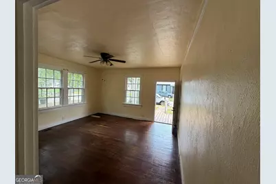 204 Royal Avenue, Hogansville, GA 30230 - Photo 4