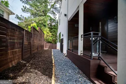 1099 Vista Trail NE, Atlanta, GA 30324 - Photo 4