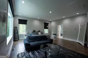 1099 Vista Trail NE, Atlanta, GA 30324 - Photo 18