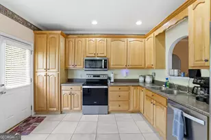 1903 N Summit Dr, Dalton, GA 30721 - Photo 6