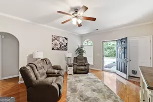 1903 N Summit Dr, Dalton, GA 30721 - Photo 4