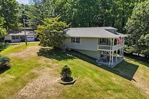 383 Morgan Dr, Hiawassee, GA 30546 - Photo 2