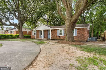 114 Karen Drive, Warner Robins, GA 31088 - Photo 2
