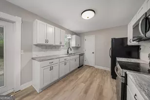 114 Karen Dr, Warner Robins, GA 31088 - Photo 8