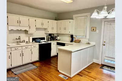 317 E 11th St, Rome, GA 30161 - Photo 14