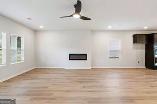 1112 Dickens Rd, Greensboro, GA 30642 - Photo 10