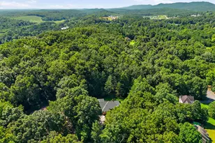 502 Shire Ct, Dalton, GA 30720 - Photo 4