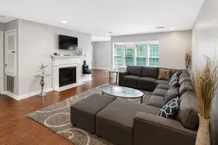 24314 Plantation Dr, Atlanta, GA 30324 - Photo 1
