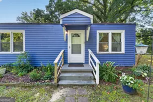 504 N Pond St, Toccoa, GA 30577 - Photo 4
