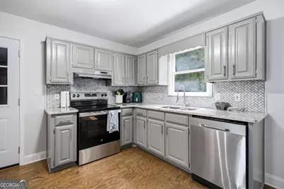 1640 Riverview Court, Auburn, GA 30011 - Photo 12