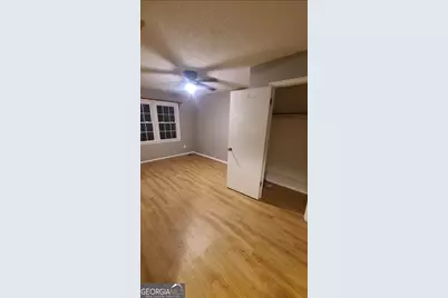 213 Woodcrest Circle #APT E, Warner Robins, GA 31093 - Photo 2
