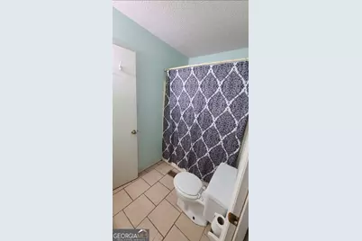 213 Woodcrest Circle #APT E, Warner Robins, GA 31093 - Photo 4
